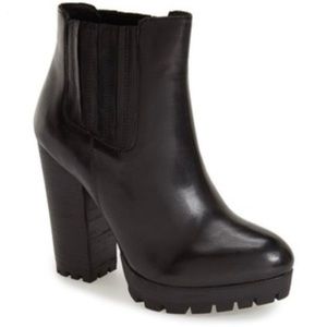 Steve Madden Gabrella booties, Size 8, like new